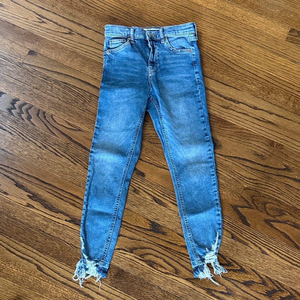 B8 Topshop Women’s Petite 25 Jamie Denim Skinny Jeans with Frayed Hem